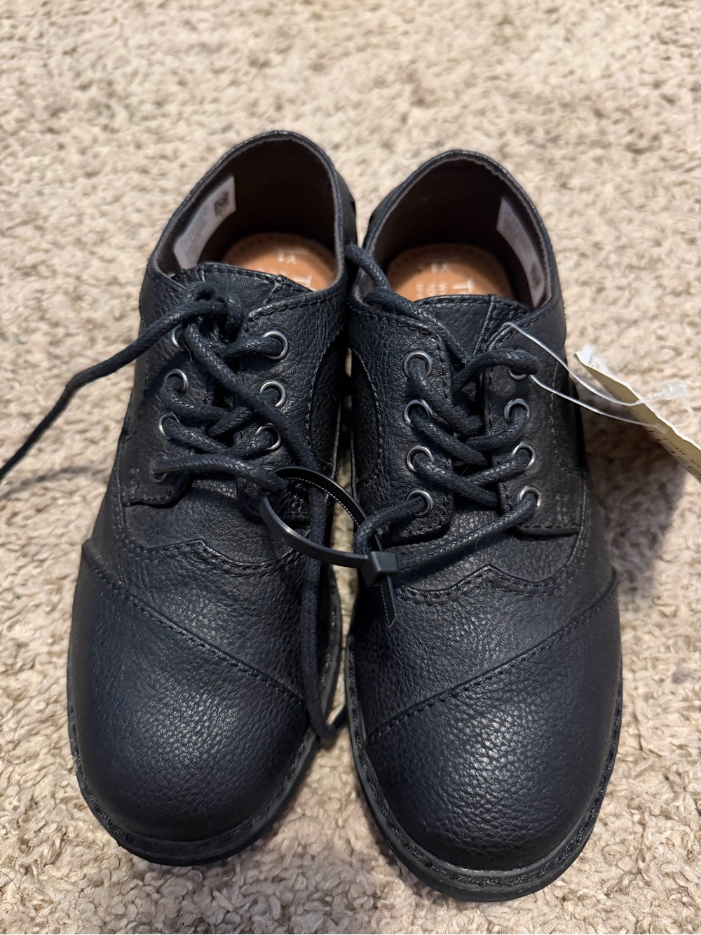 Toms Black Leather-Texture boys shoes